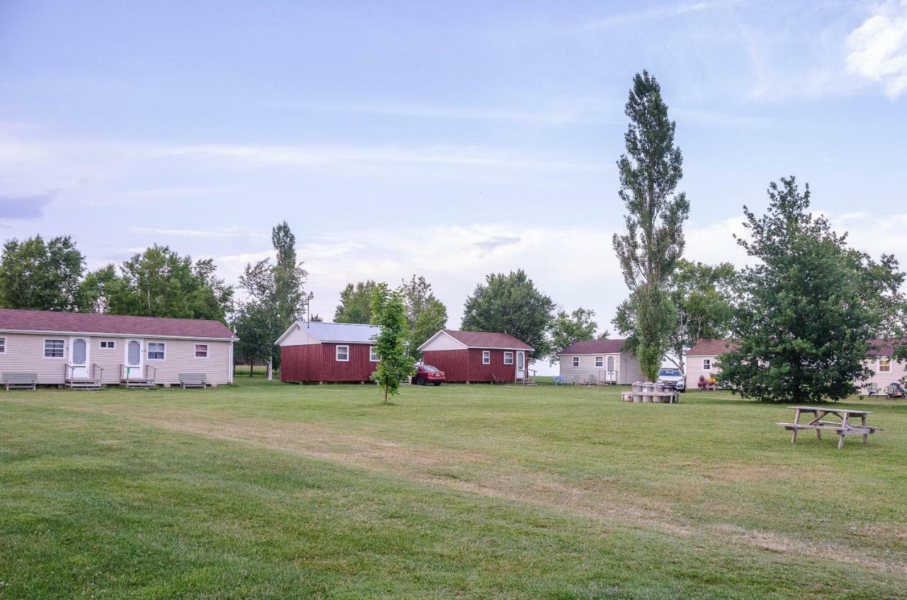 Rachel'S Motel And Cottages Surrey Extérieur photo