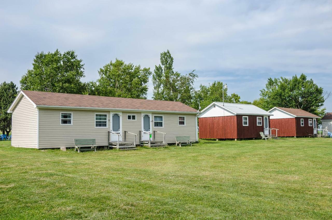 Rachel'S Motel And Cottages Surrey Extérieur photo